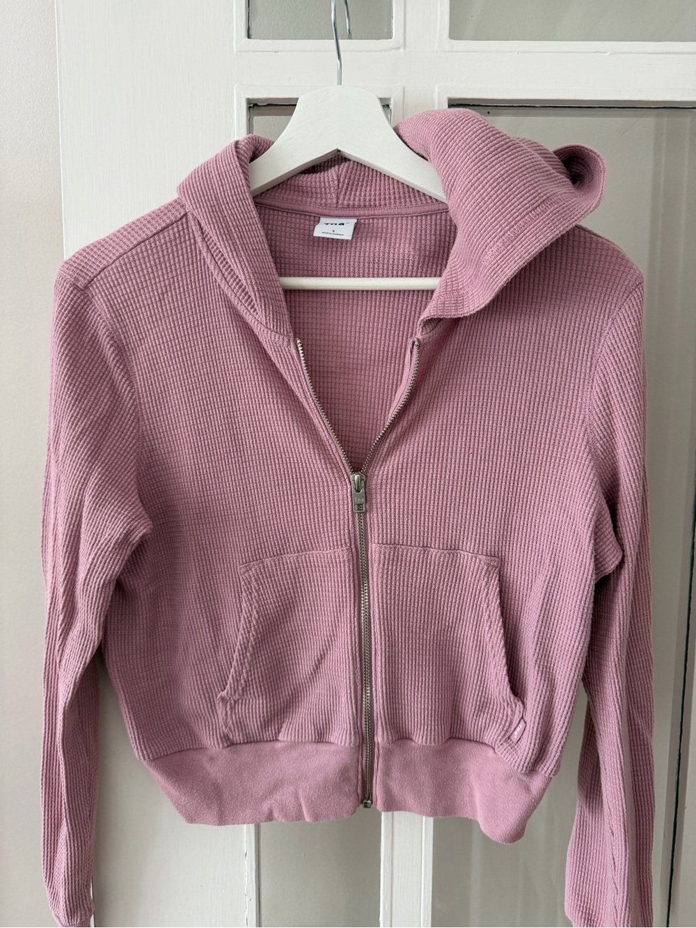 Tna Cropped Waffle-Knit Zip Hoodie in Dusty Rose